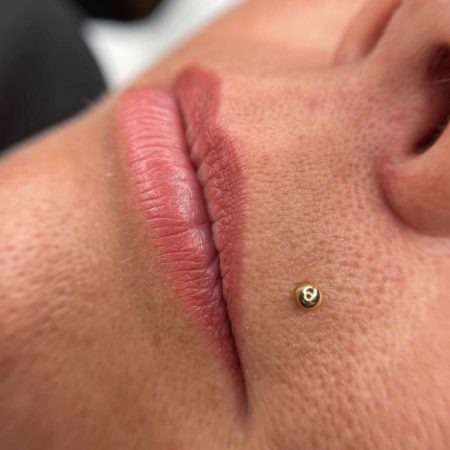 Abgeheiltes Permanent Make-Up: Lippen © Arisari INK