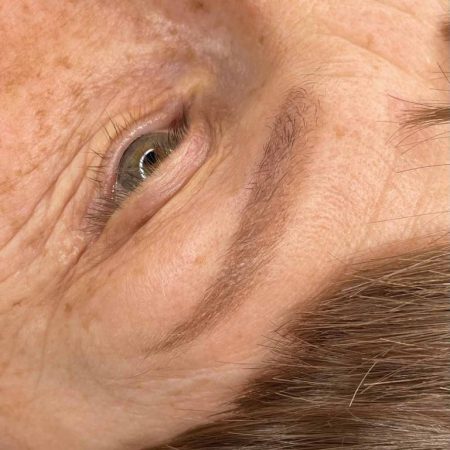 Abgeheiltes Permanent Make-Up: Powderbrows © Arisari INK