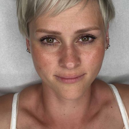 Abgeheiltes Permanent Make-Up: Kombibrows © Arisari INK